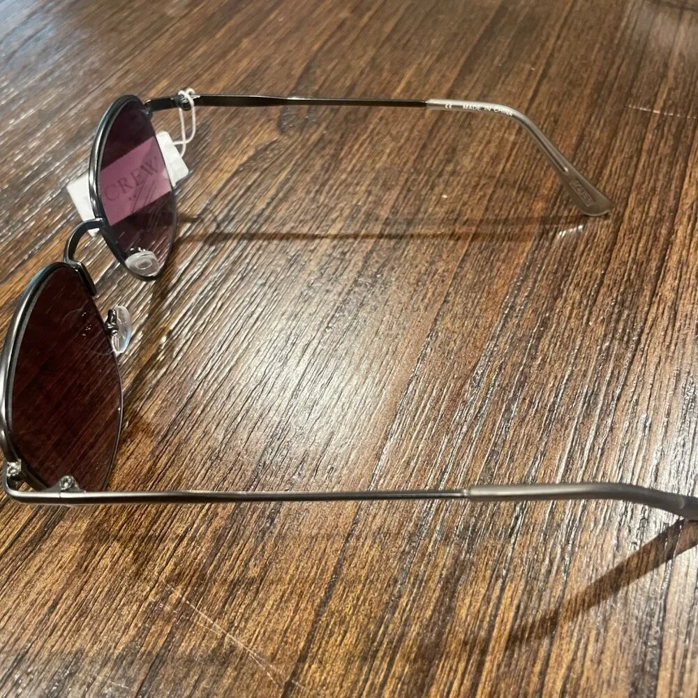 NWT FLAWED J.Crew Factory Men's Oval Frame Sunglasses Silver Gray BW745